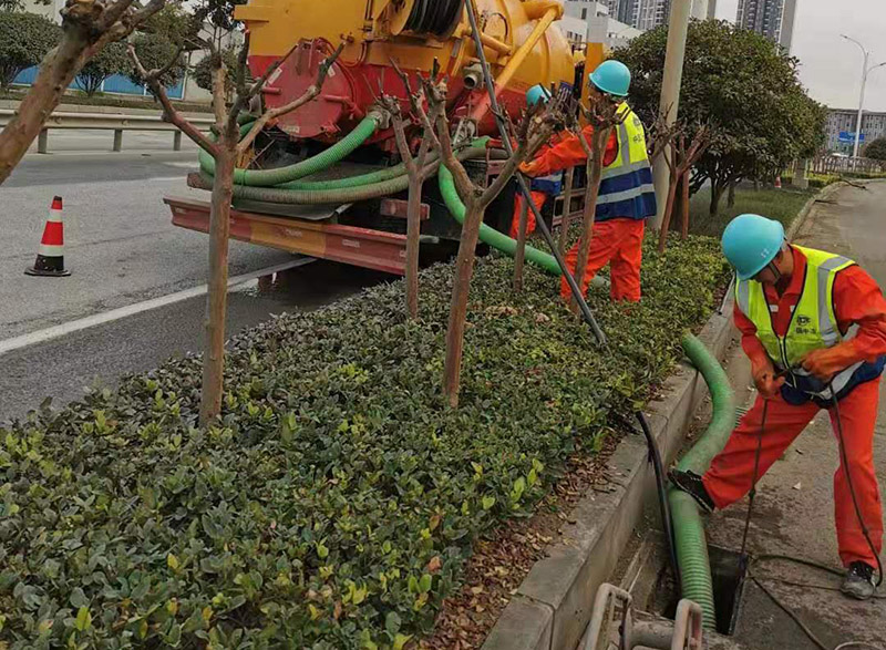 大成镇市政管道清淤