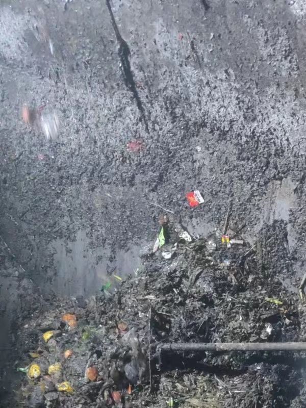 大成镇污水池清理